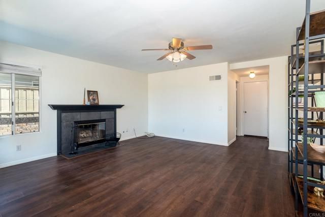 8482 Mesa Heights Road, Santee, CA 92071