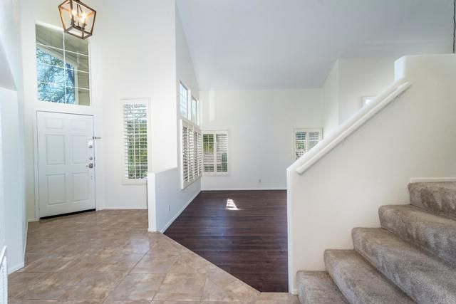 8482 Mesa Heights Road, Santee, CA 92071