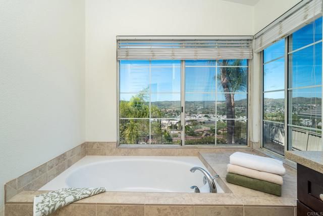 8482 Mesa Heights Road, Santee, CA 92071