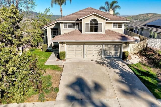 8482 Mesa Heights Road, Santee, CA 92071