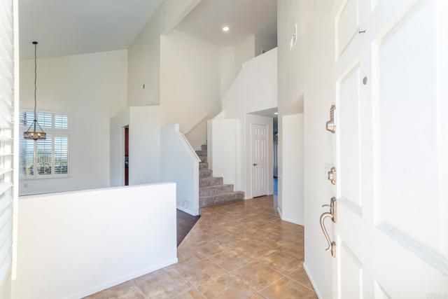 8482 Mesa Heights Road, Santee, CA 92071