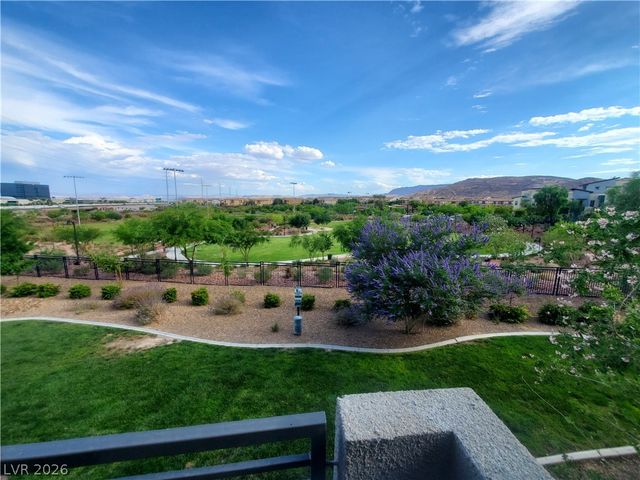 11227 CACTUS TOWER Avenue 103, Las Vegas, NV 89135