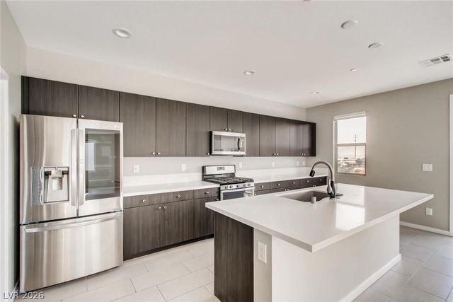 11227 CACTUS TOWER Avenue 103, Las Vegas, NV 89135
