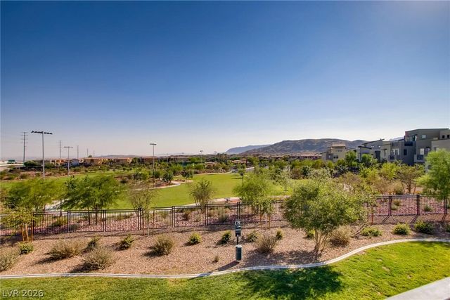 11227 CACTUS TOWER Avenue 103, Las Vegas, NV 89135