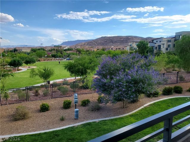 11227 CACTUS TOWER Avenue 103, Las Vegas, NV 89135