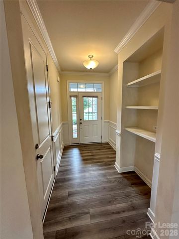 5840 Clan Maclaine Drive, Charlotte, NC 28278