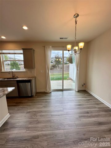 5840 Clan Maclaine Drive, Charlotte, NC 28278