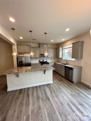 5840 Clan Maclaine Drive, Charlotte, NC 28278
