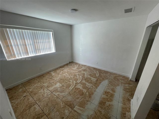 13700 NE 6th Ave 115, North Miami, FL 33161