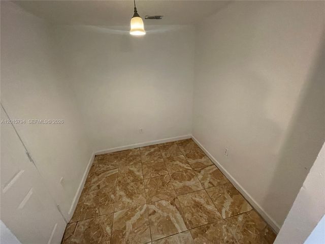 13700 NE 6th Ave 115, North Miami, FL 33161