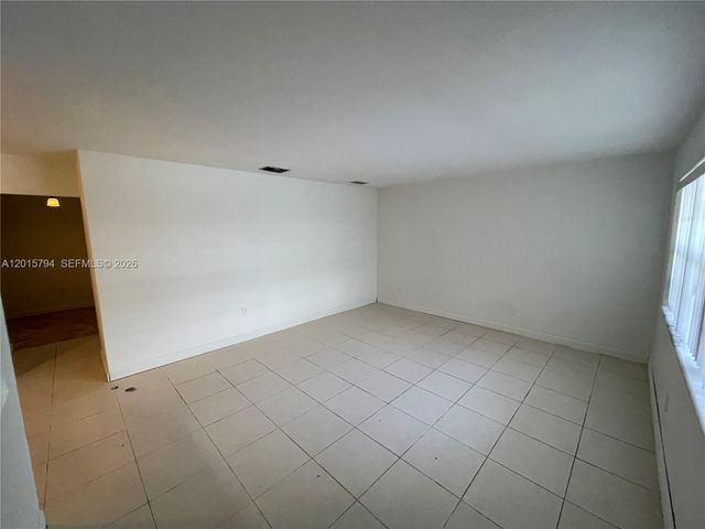 13700 NE 6th Ave 115, North Miami, FL 33161
