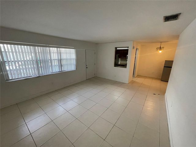 13700 NE 6th Ave 115, North Miami, FL 33161