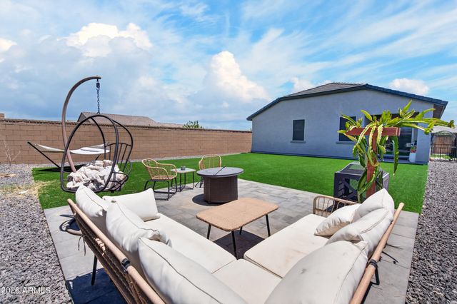 38134 N LONGBOW Way, San Tan Valley, AZ 85140