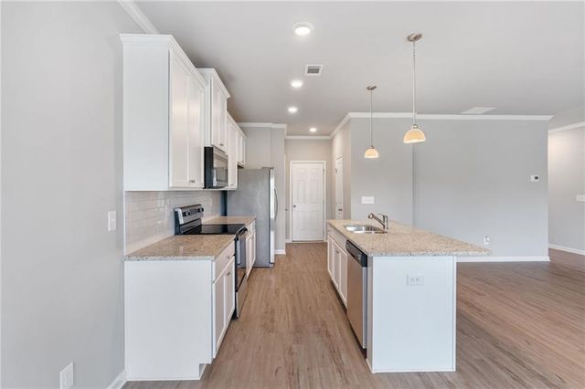 5064 Silver Fox Trail, Oakwood, GA 30566