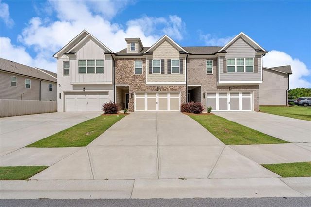 5064 Silver Fox Trail, Oakwood, GA 30566