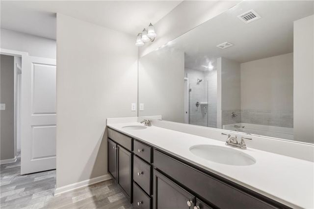 5064 Silver Fox Trail, Oakwood, GA 30566