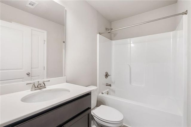 5064 Silver Fox Trail, Oakwood, GA 30566