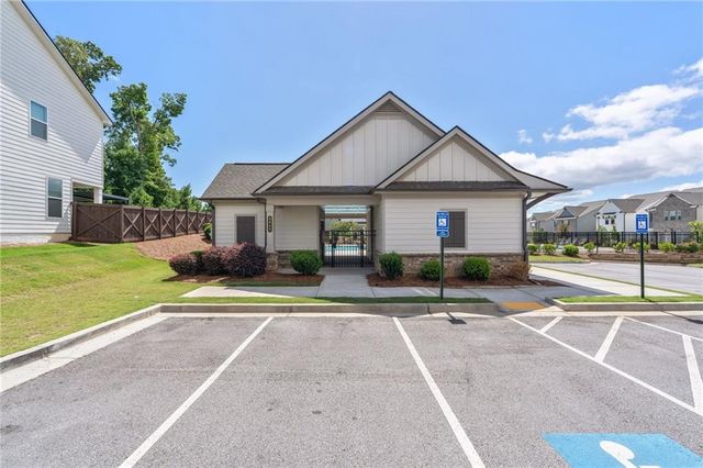 5064 Silver Fox Trail, Oakwood, GA 30566