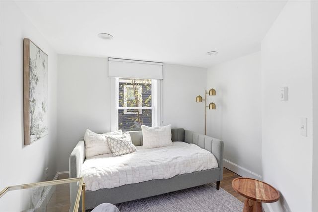 49 Bay Street, Hull, MA 02045
