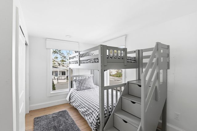 49 Bay Street, Hull, MA 02045