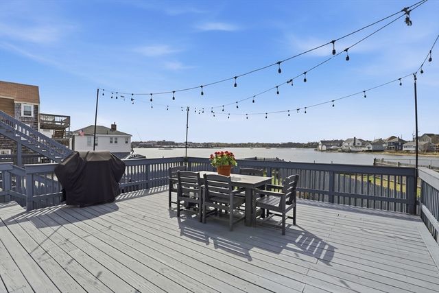 49 Bay Street, Hull, MA 02045