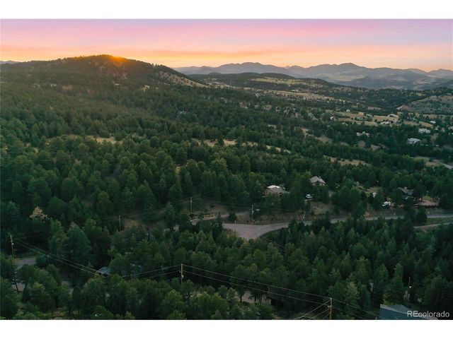22703 Hagler Dr, Golden, CO 80401