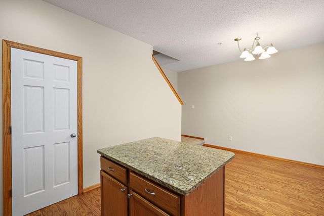 7630 Southridge Court, Savage, MN 55378