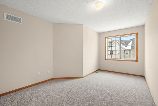 7630 Southridge Court, Savage, MN 55378