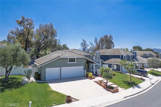 43898 Gatewood, Temecula, CA 92592
