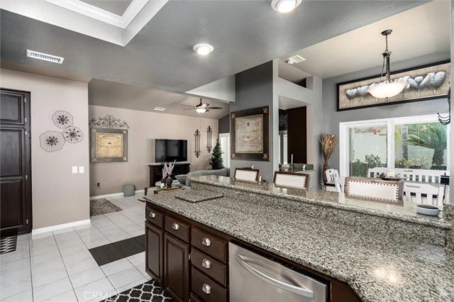 43898 Gatewood, Temecula, CA 92592