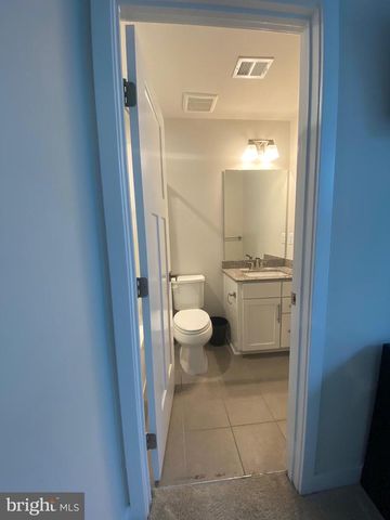 6212 EDITORS PARK DR, Hyattsville, MD 20782