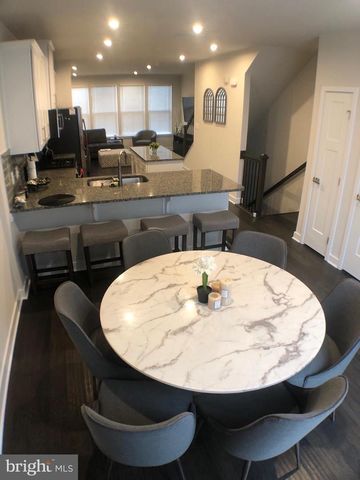 6212 EDITORS PARK DR, Hyattsville, MD 20782