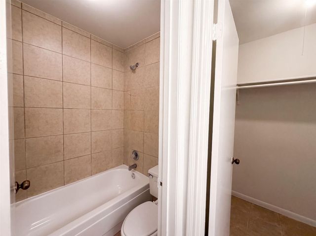 1411 Cherry Springs Court, Missouri City, TX 77459