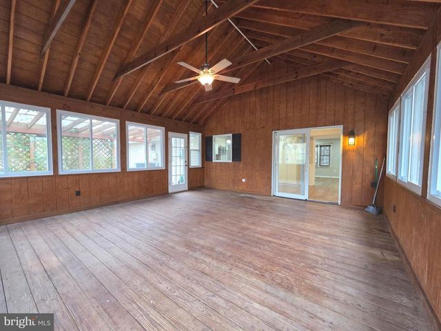 4339 MOUNT CARRIAGE LN, Fairfax, VA 22033