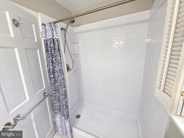 4339 MOUNT CARRIAGE LN, Fairfax, VA 22033