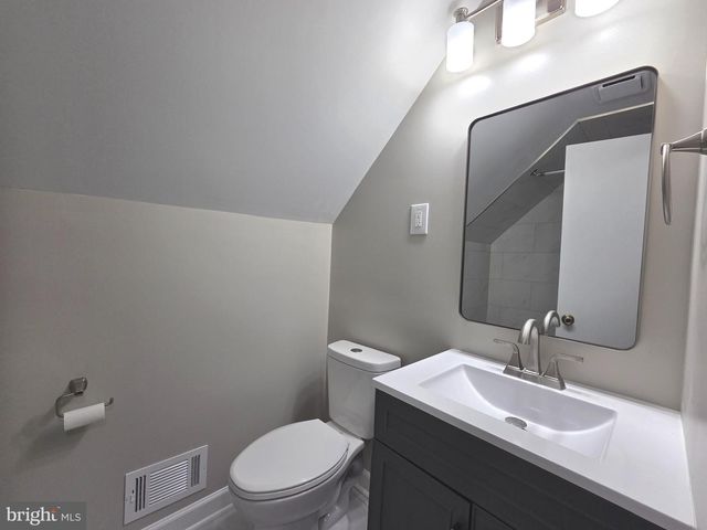 4339 MOUNT CARRIAGE LN, Fairfax, VA 22033