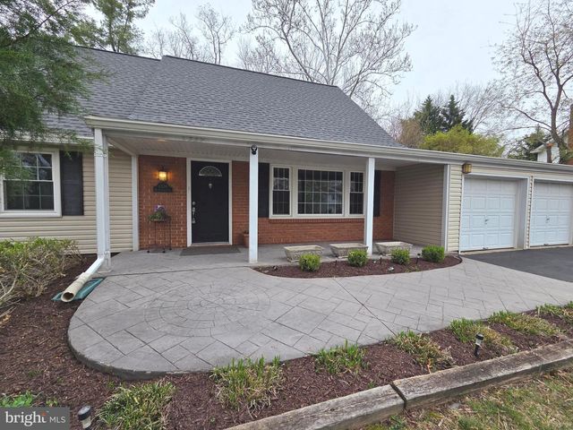 4339 MOUNT CARRIAGE LN, Fairfax, VA 22033