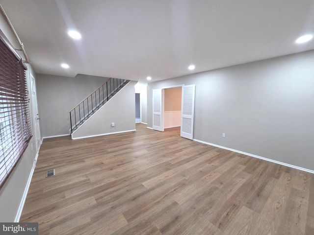 4339 MOUNT CARRIAGE LN, Fairfax, VA 22033