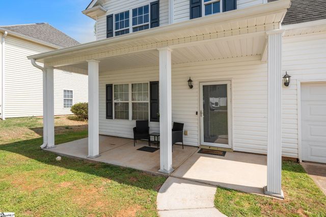282 Waxberry Court, Boiling Springs, SC 29316