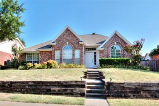 8221 Edgewater Drive, Frisco, TX 75034