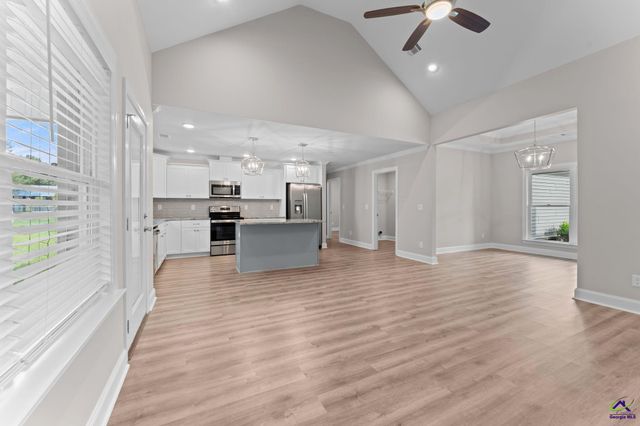 114 Water Drive, Warner Robins, GA 31088