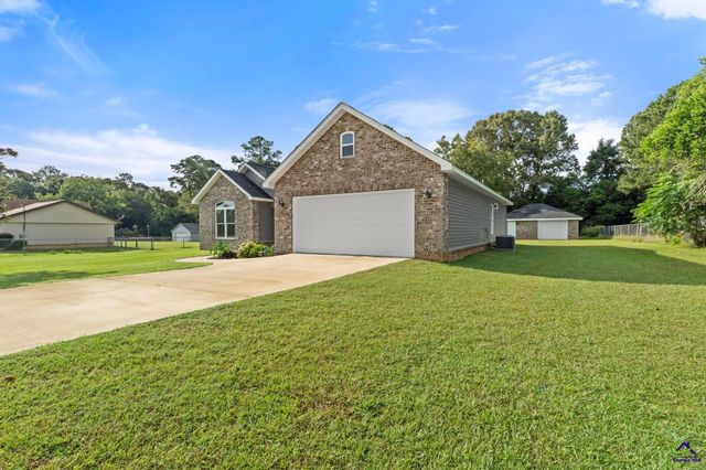 114 Water Drive, Warner Robins, GA 31088