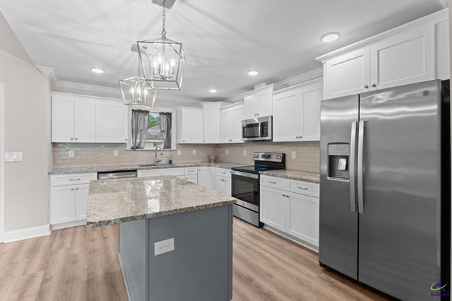 114 Water Drive, Warner Robins, GA 31088