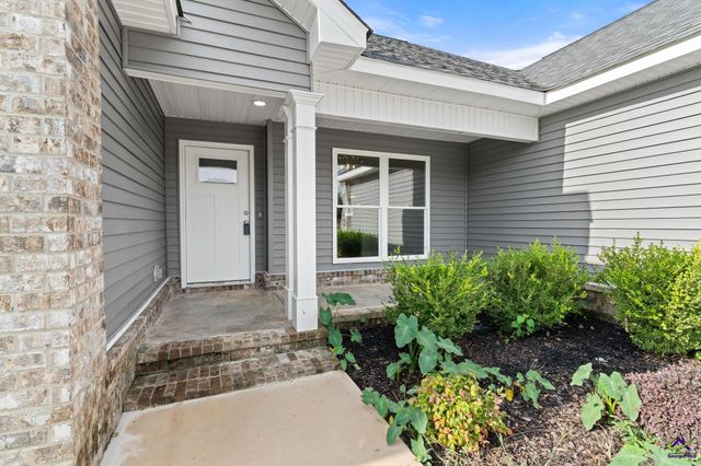 114 Water Drive, Warner Robins, GA 31088