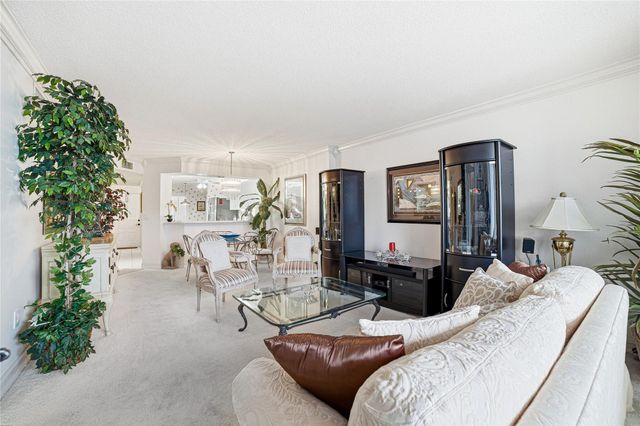 7770 Trent Drive 302, Fort Lauderdale, FL 33321