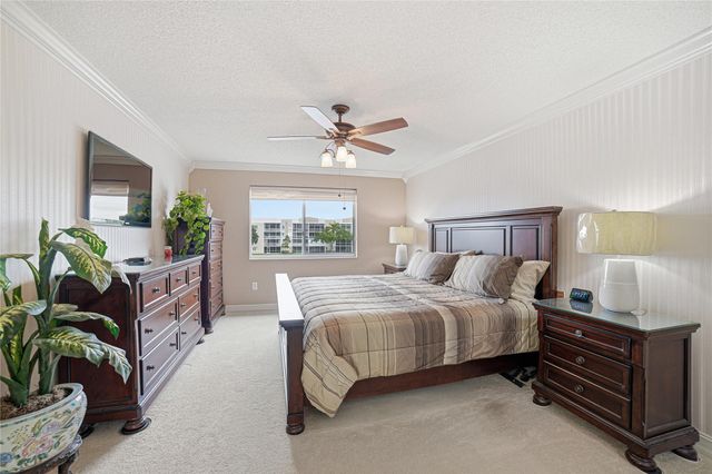 7770 Trent Drive 302, Fort Lauderdale, FL 33321