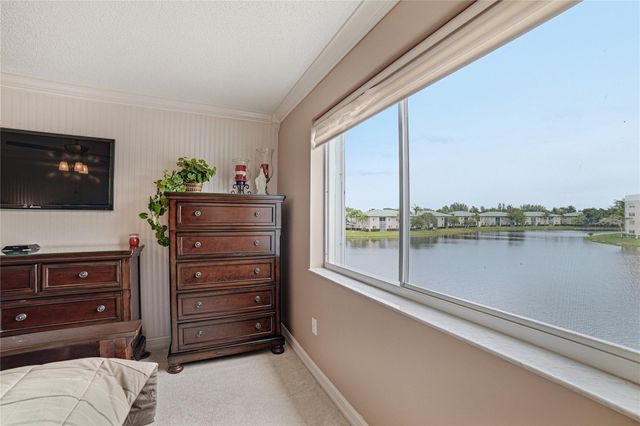 7770 Trent Drive 302, Fort Lauderdale, FL 33321