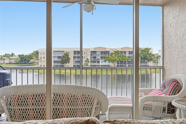 7770 Trent Drive 302, Fort Lauderdale, FL 33321