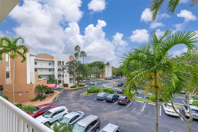 7770 Trent Drive 302, Fort Lauderdale, FL 33321