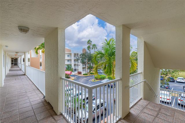 7770 Trent Drive 302, Fort Lauderdale, FL 33321